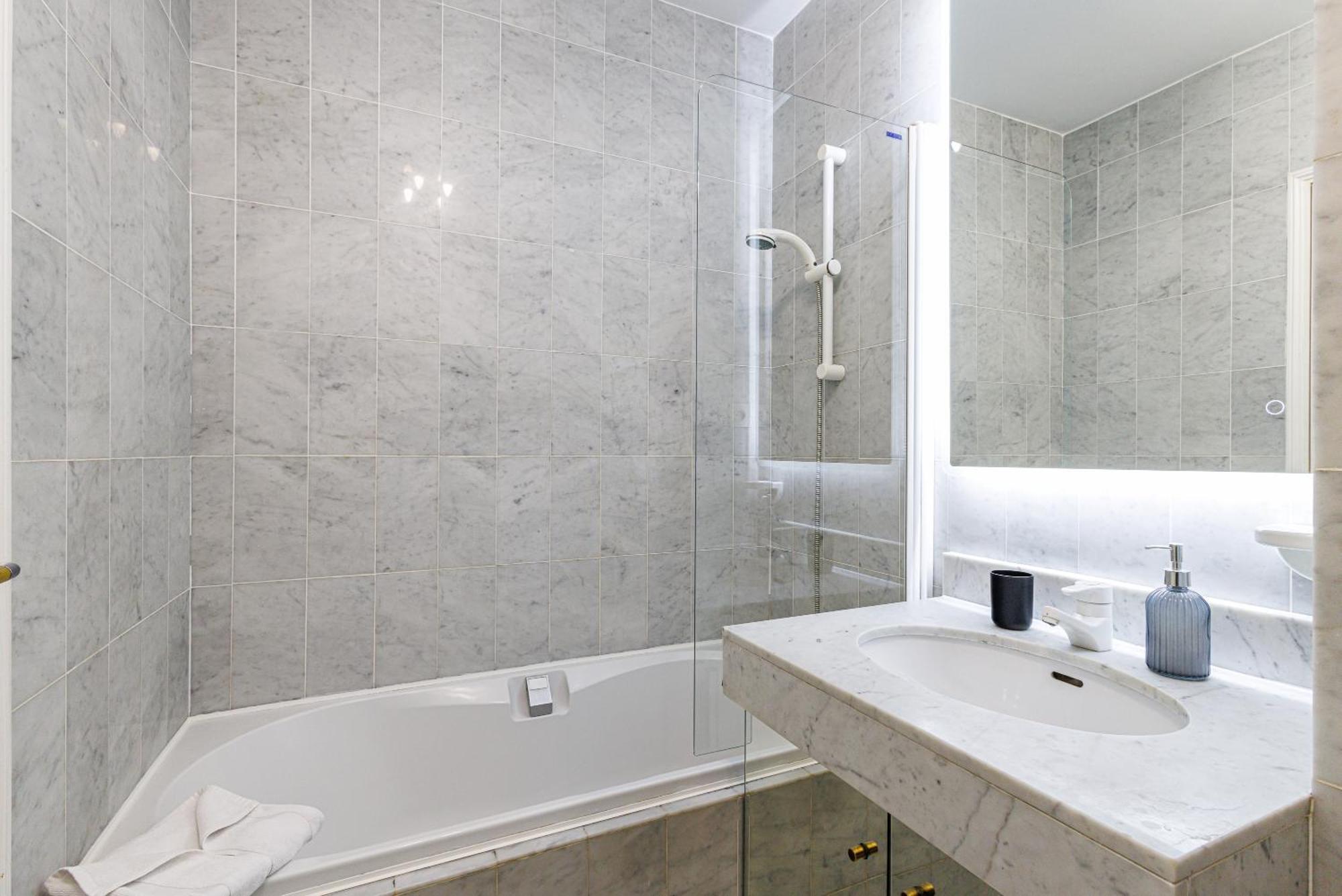 Appartement Le Victoria, Elegant T2 Au Bord Des Plages, Piscine, Sauna