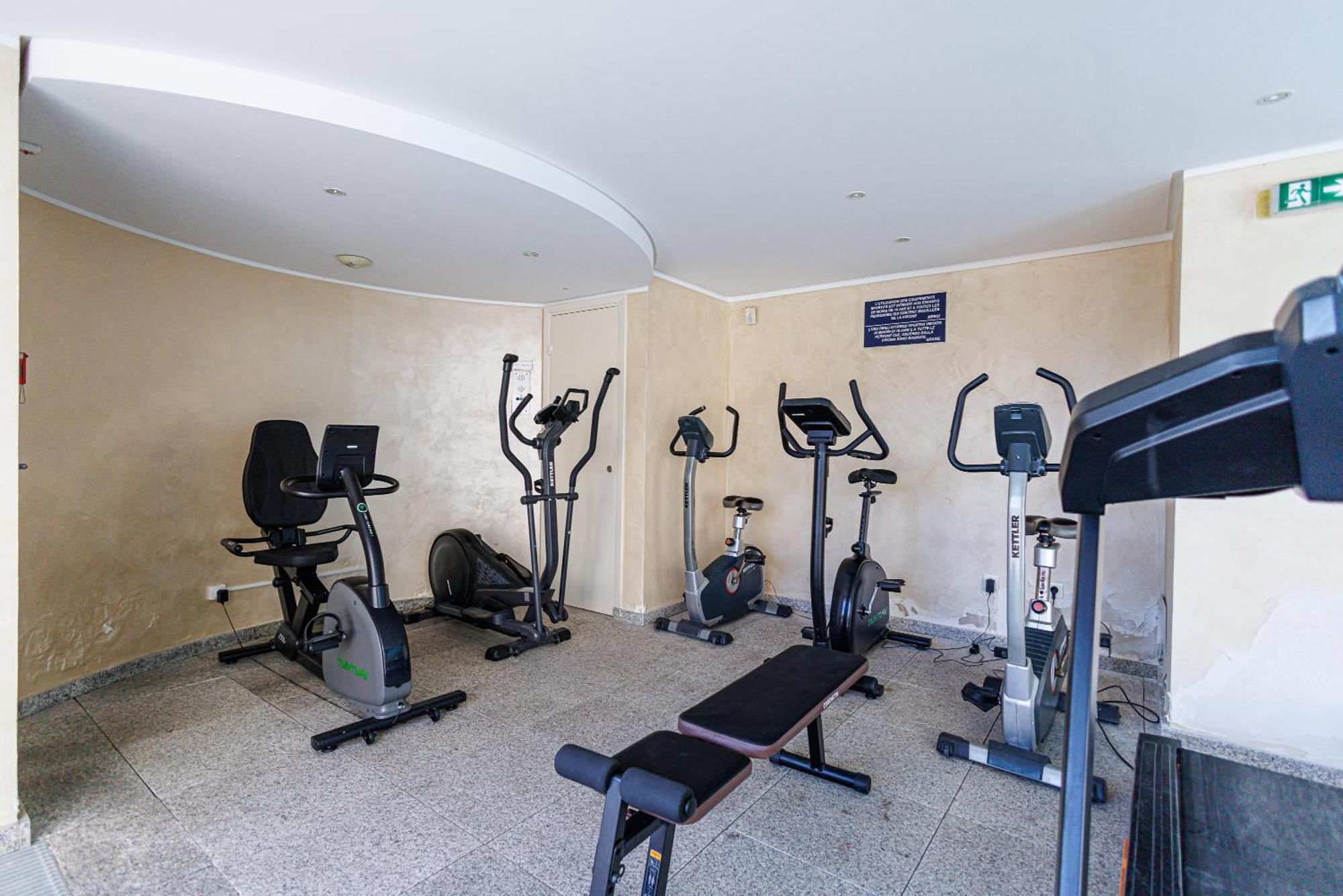 Le Victoria, Elegant T2 Au Bord Des Plages, Piscine, Sauna Apartment Menton