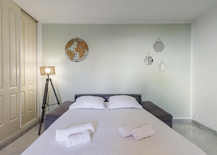 Le Victoria, Elegant T2 Au Bord Des Plages, Piscine, Sauna