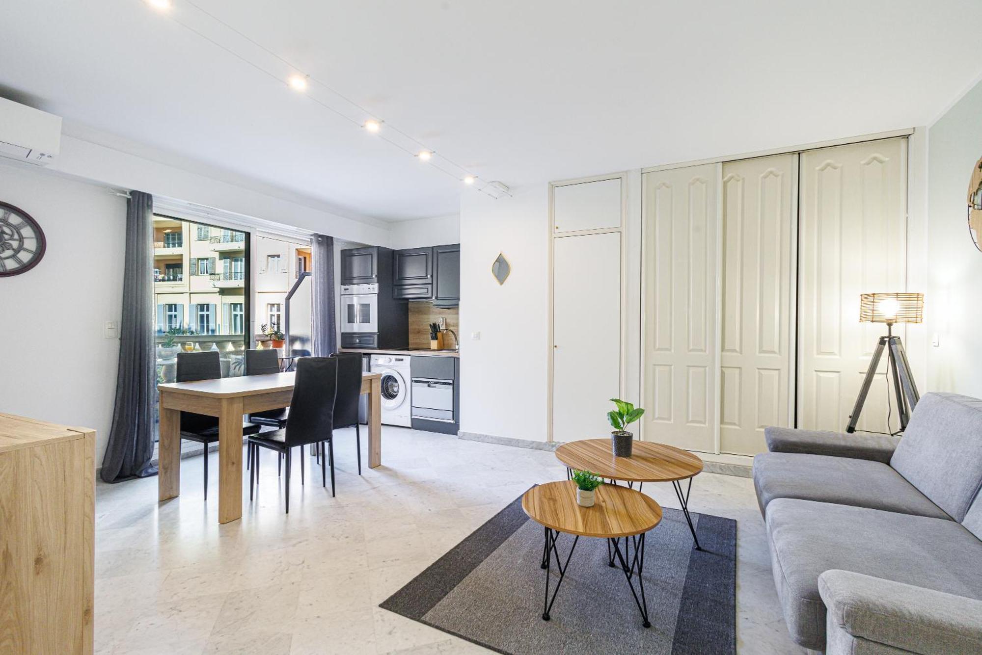 Le Victoria, Elegant T2 Au Bord Des Plages, Piscine, Sauna Apartment *